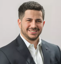 Elliot Palabe, CFP®